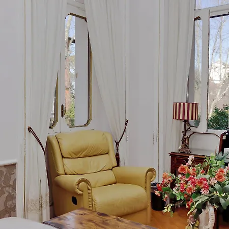 Domus Monami Luxury Pensjonat 4*