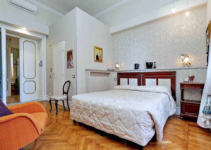 Domus Monami Luxury Gæstehus 4*