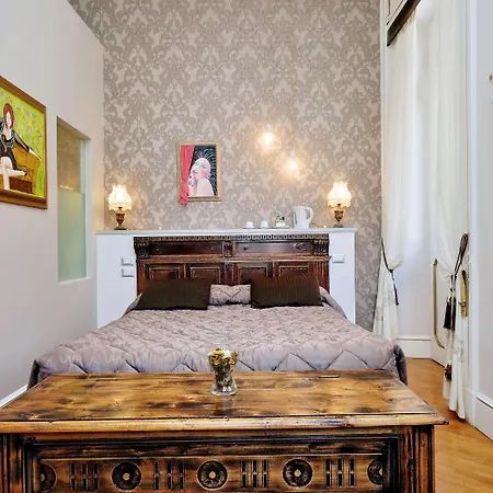 Domus Monami Luxury Pensjonat Rzym
