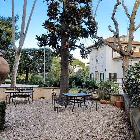 Domus Monami Luxury Guest house 2*
