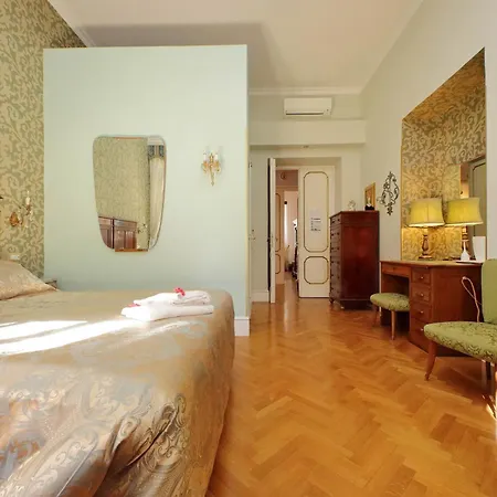 Domus Monamì Luxury Affittacamere Roma