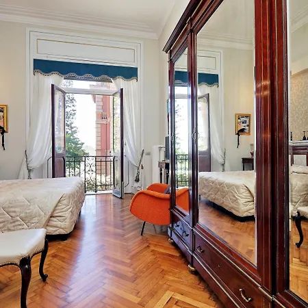 Domus Monami Luxury Πανσιόν