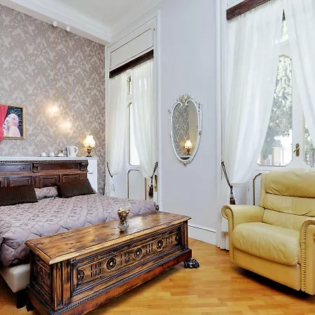 Domus Monami Luxury