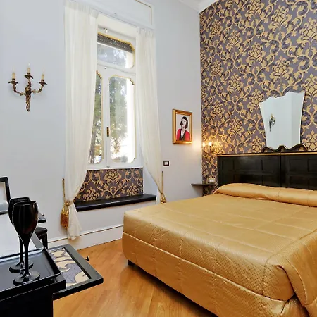 Domus Monami Luxury Πανσιόν