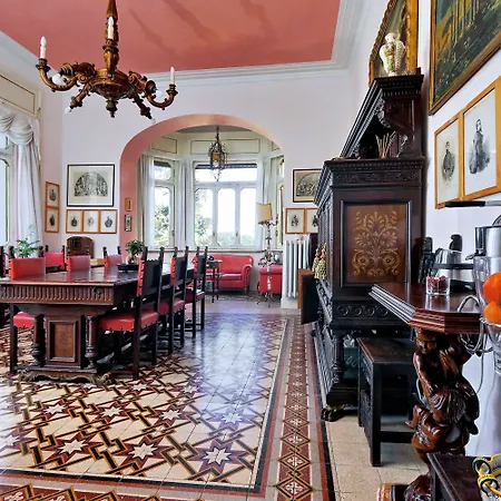 Πανσιόν Domus Monami Luxury 4*