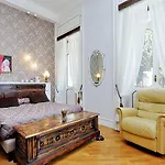 Domus Monami Luxury